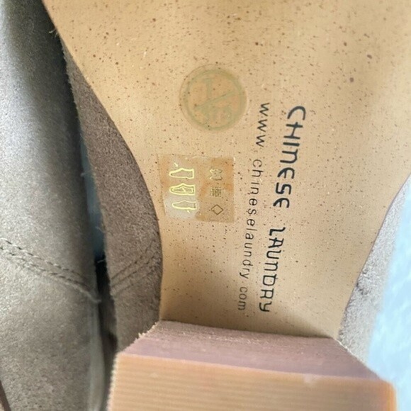 Chinese Laundry Under Cover Booties Ankle Boots Suede Chunky Heel Slouchy Upper - Picture 8 of 13